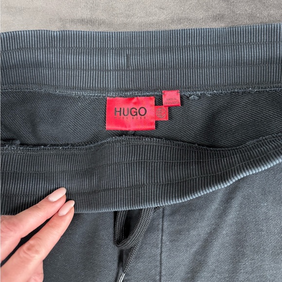 Hugo Shorts - Picture 9 of 11